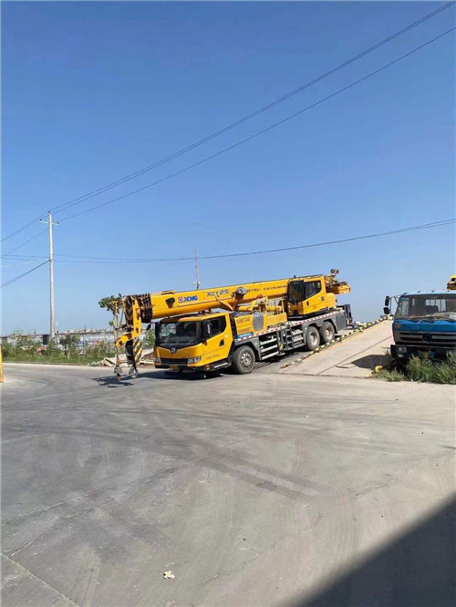 雨山区吊车作业时，可能会产生哪些额外收费项目？